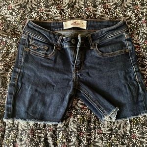 Girls Hollister shorts